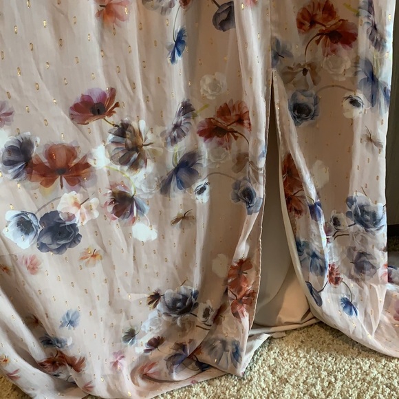 Dress - Picture 3 of 4